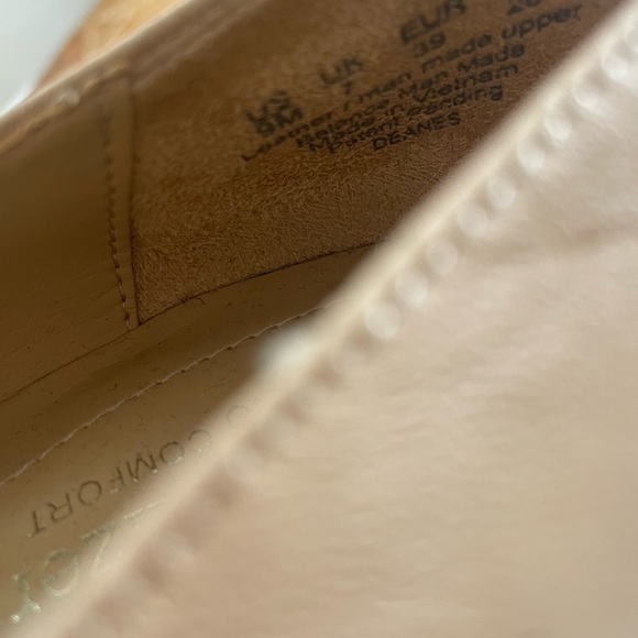 Naturalizer Heels- Worn Once! - Picture 3 of 8